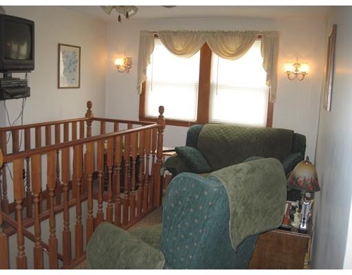110 W Mountain St, Worcester, MA 01606 photo 15