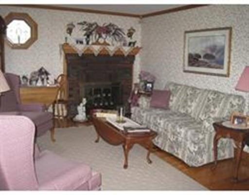 110 W Mountain St, Worcester, MA 01606 photo 9