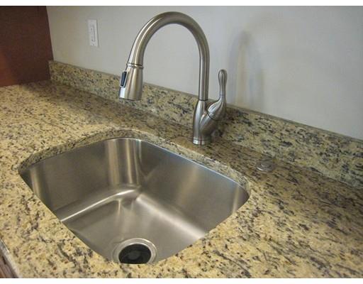289 Webster St, Worcester, MA 01603 photo 6
