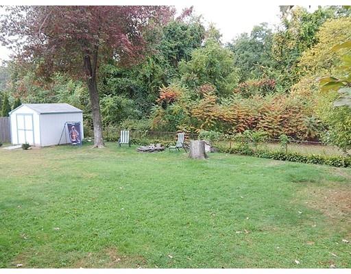 34 Calvin St, Chicopee, MA 01013 photo 14