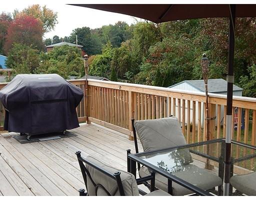 34 Calvin St, Chicopee, MA 01013 photo 11