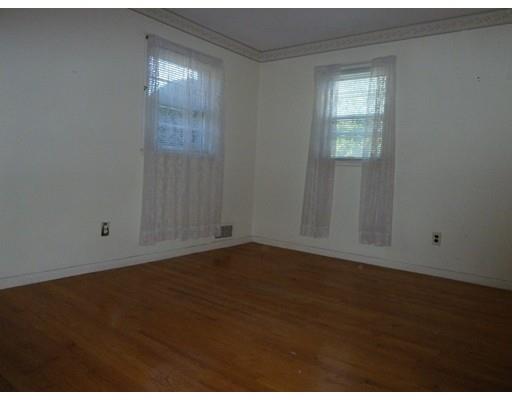 159 Edgewater Dr, Framingham, MA 01702 photo 6