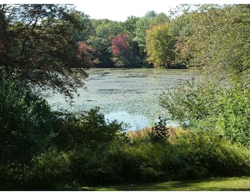 159 Edgewater Dr, Framingham, MA 01702 photo 1