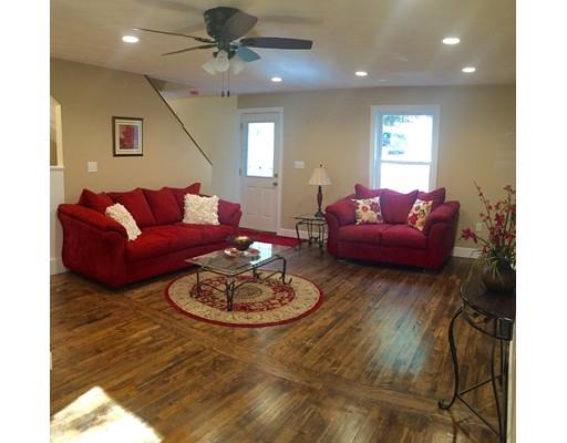 132 Grove St, Reading, MA 01867 photo 4