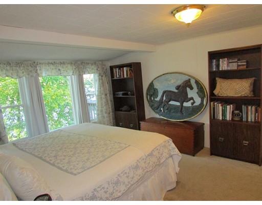 42 Maple Ln, Sutton, MA 01590 photo 9