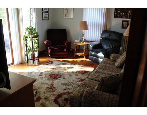 7 Grove St, Upton, MA 01568 photo 13