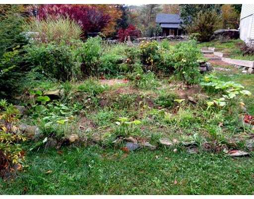 161 North St, Erving, MA 01344 photo 5