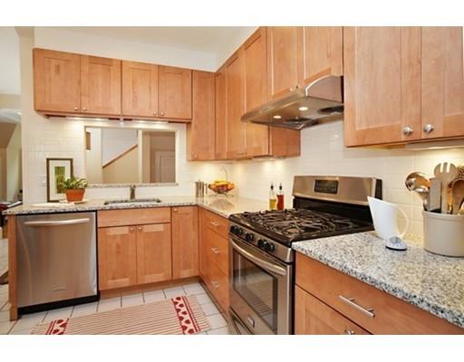 182 Naples Rd #3, Brookline, MA 02446 photo 3