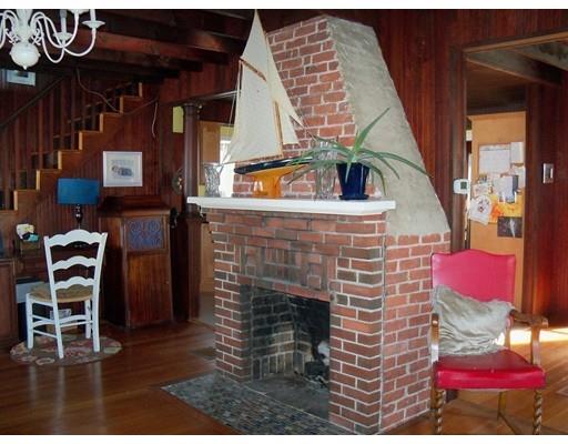 12 Green St, Buzzards Bay, MA 02532 photo 9