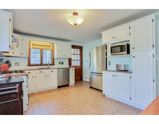 85 Upland Rd, Dedham, MA 02026 photo 4