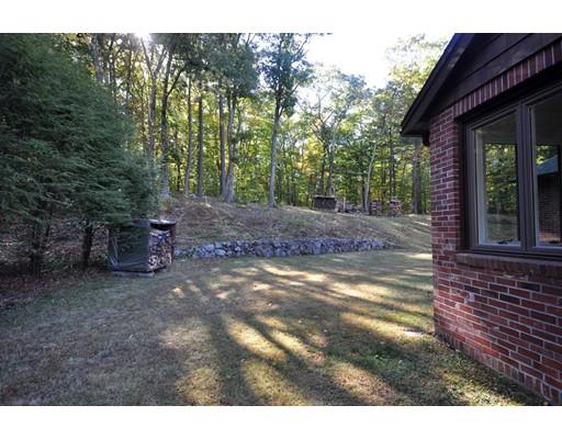9 Taylor Rd, Maynard, MA 01754 photo 2