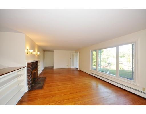 9 Taylor Rd, Maynard, MA 01754 photo 5
