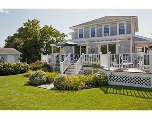 64 K St, Hull, MA 02045 photo 2