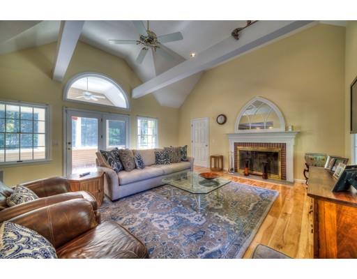 2 Pinewood Rd, Dover, MA 02030 photo 2