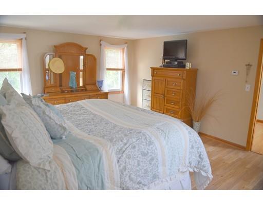 2 Tuckwood Pl, Buzzards Bay, MA 02532 photo 13