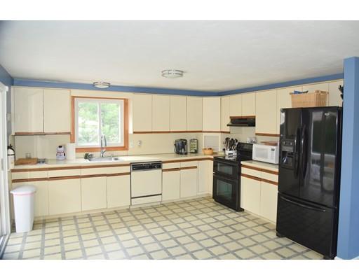 2 Tuckwood Pl, Buzzards Bay, MA 02532 photo 7