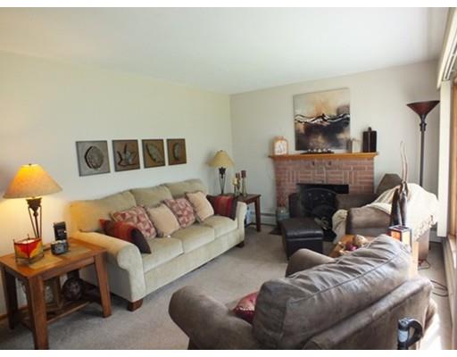 85 Redden Rd, Springfield, MA 01119 photo 2