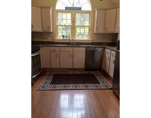 220 Common Ln, Beverly, MA 01915 photo 4