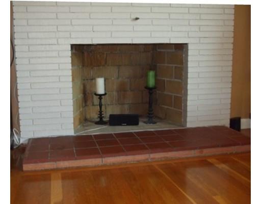 38 Pine Tree Dr, Worcester, MA 01609 photo 6
