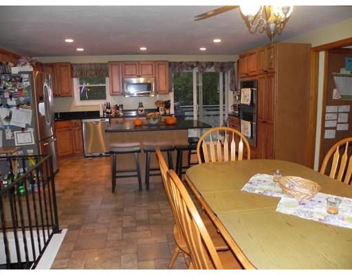 3 Lisa Ln, East Wareham, MA 02538 photo 6