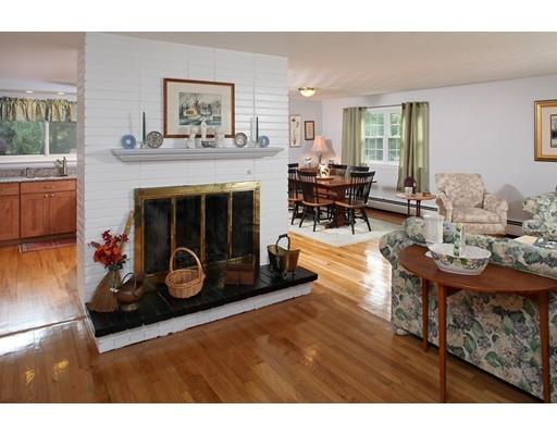36 Colonial Rd, Hingham, MA 02043 photo 4