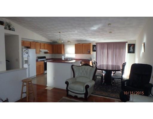 63 Cheyenne Rd, Worcester, MA 01606 photo 4