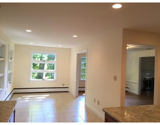 18 Massasoit Rd, Wellesley, MA 02482 photo 4