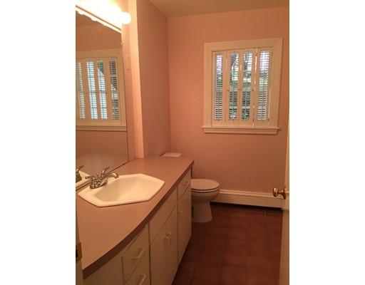18 Massasoit Rd, Wellesley, MA 02482 photo 13