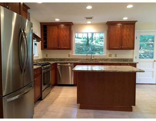 18 Massasoit Rd, Wellesley, MA 02482 photo 3