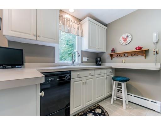 20 Westwind Rd, Andover, MA 01810 photo 9