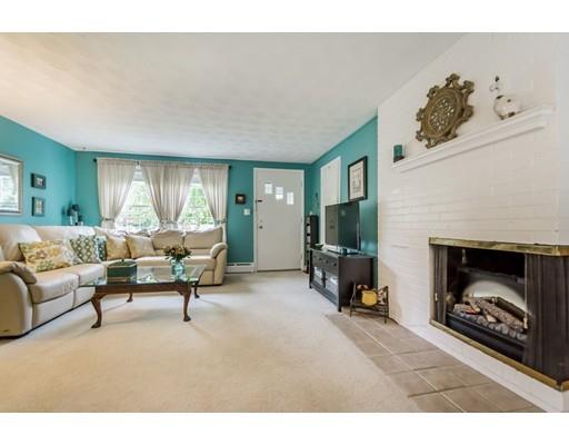 20 Westwind Rd, Andover, MA 01810 photo 4