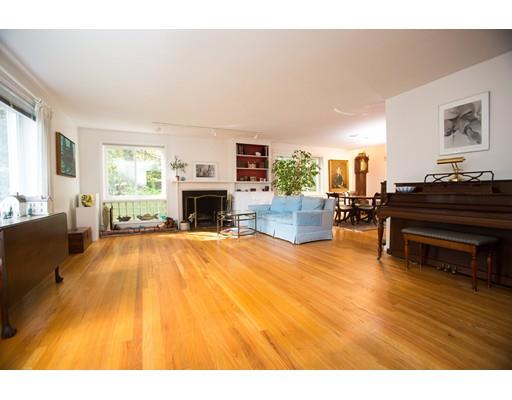 43 Rolling Ln, Weston, MA 02493 photo 2