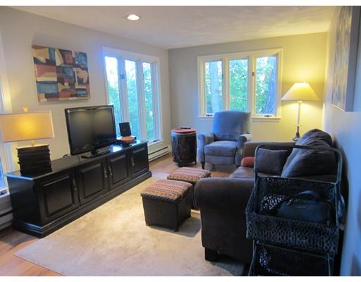 9 Centennial Pl, Framingham, MA 01701 photo 3