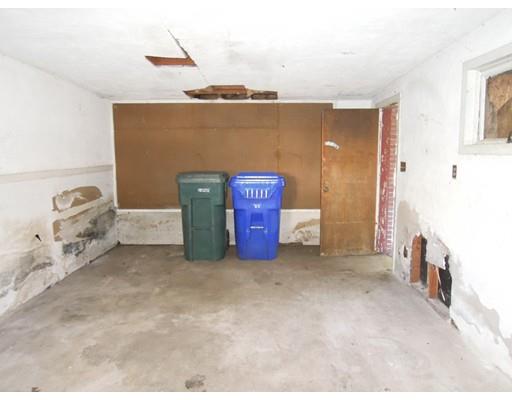155 Lang St, Springfield, MA 01104 photo 7