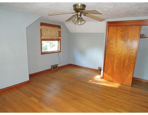 155 Lang St, Springfield, MA 01104 photo 16