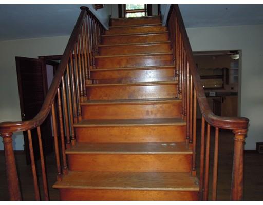 155 Lang St, Springfield, MA 01104 photo 14