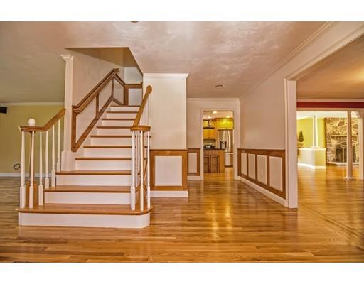 8 Cherry Tree Dr, Norton, MA 02766 photo 3