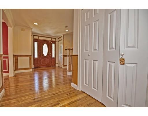 8 Cherry Tree Dr, Norton, MA 02766 photo 4