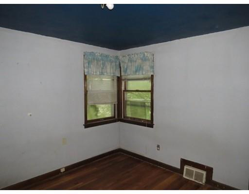 46 Middlebrook Dr, Springfield, MA 01129 photo 14