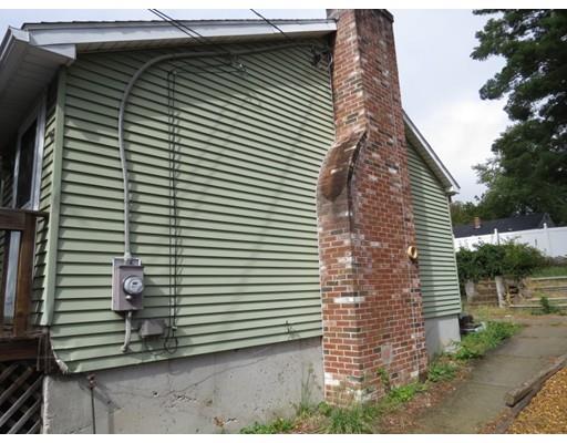 46 Middlebrook Dr, Springfield, MA 01129 photo 2