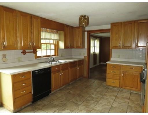 46 Middlebrook Dr, Springfield, MA 01129 photo 8