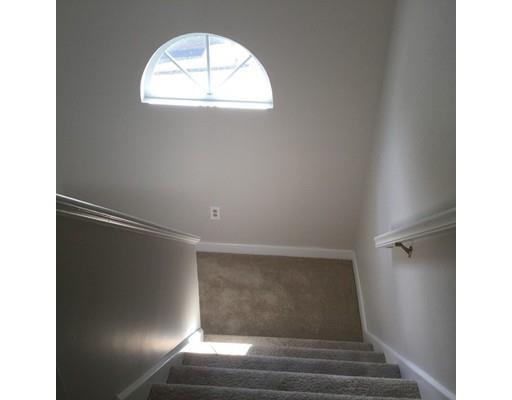 42 Ledgecrest Dr, Worcester, MA 01603 photo 12