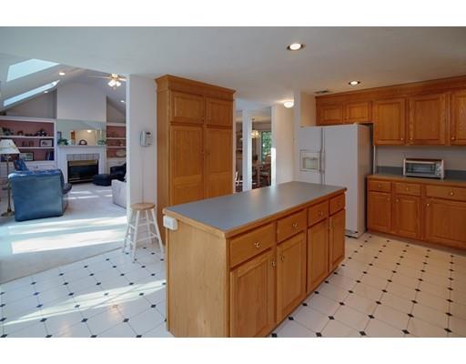 75 Hogan Dr, Mashpee, MA 02649 photo 12