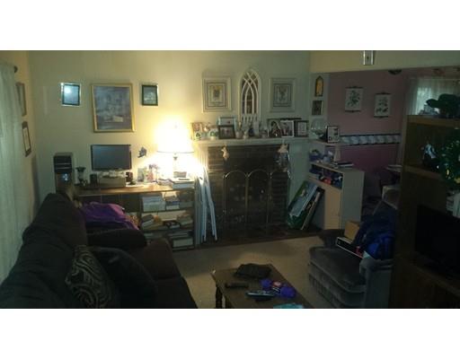 22 Grattan St, Springfield, MA 01119 photo 6
