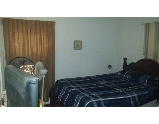 22 Grattan St, Springfield, MA 01119 photo 15