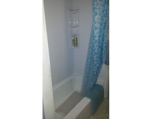 22 Grattan St, Springfield, MA 01119 photo 13