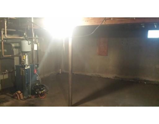 22 Grattan St, Springfield, MA 01119 photo 18