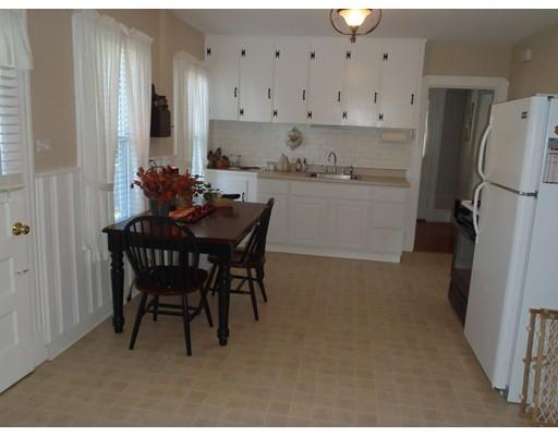 296 Moore St, Chicopee, MA 01013 photo 16