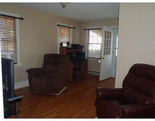 296 Moore St, Chicopee, MA 01013 photo 5
