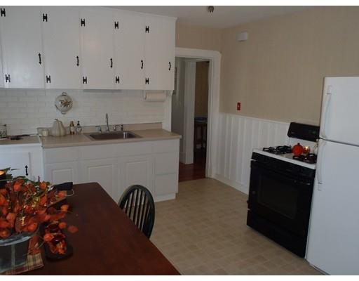 296 Moore St, Chicopee, MA 01013 photo 17